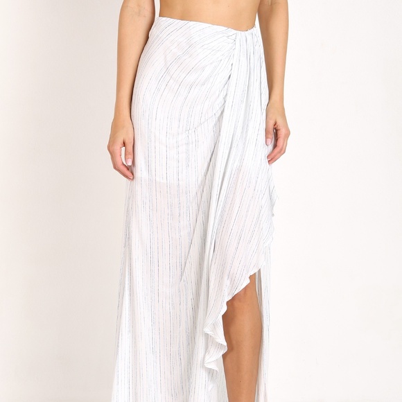 The Jetset Diaries White Maxi Skirt - Picture 2 of 10